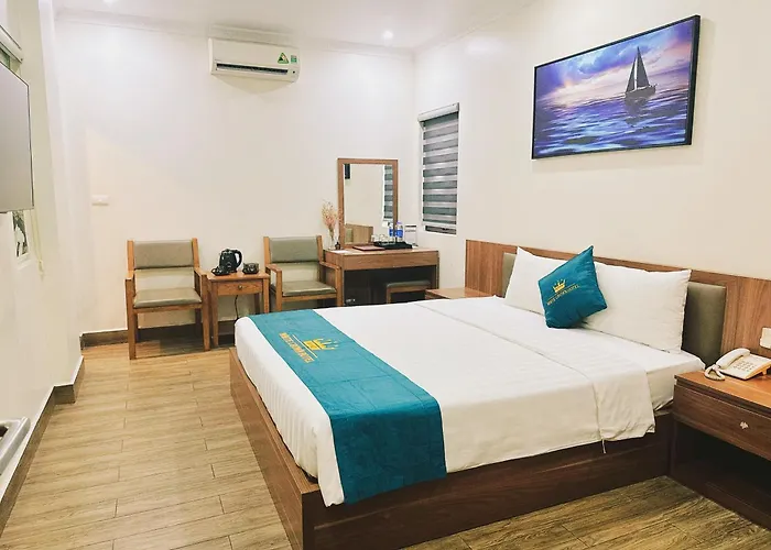 Hotel White Crown Ha Long