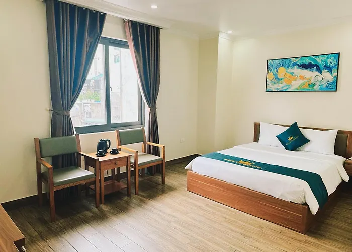 White Crown 3* Ha Long
