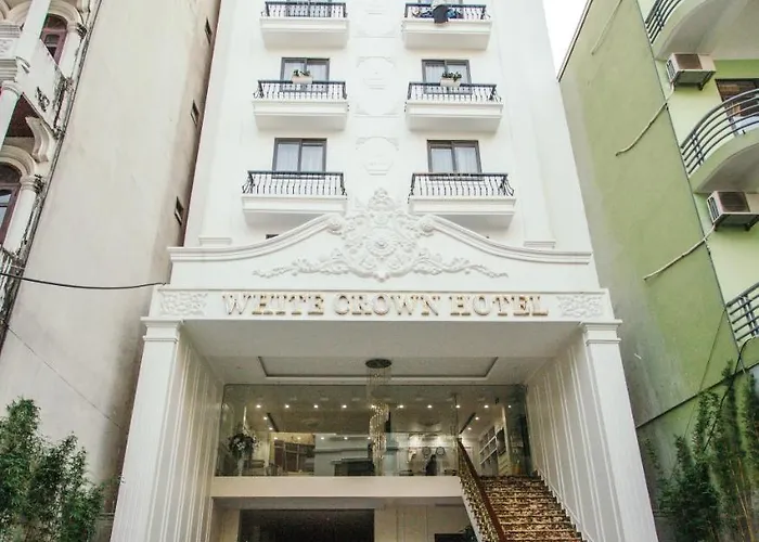 White Crown 3*